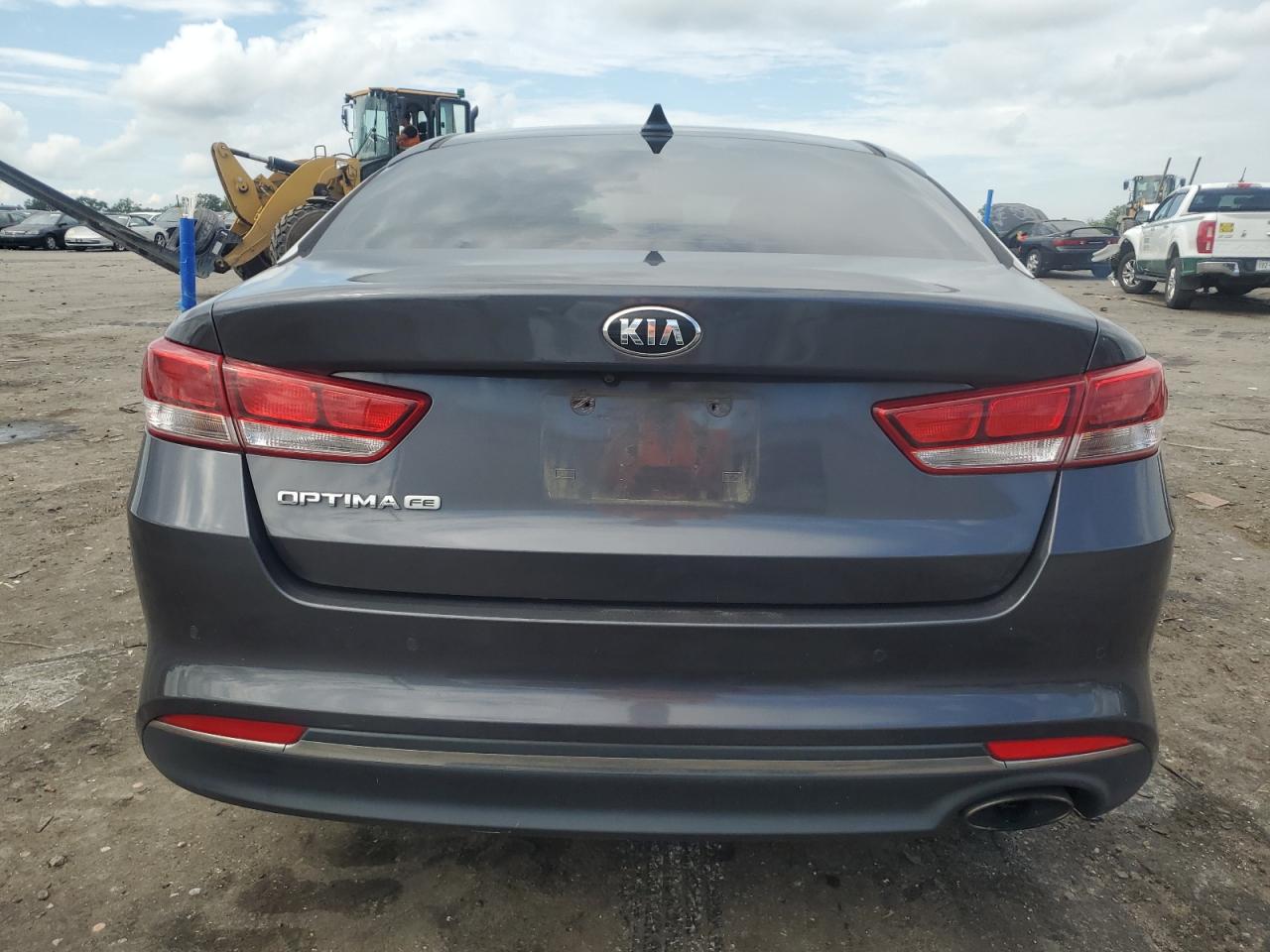 2018 Kia Optima Lx VIN: KNAGT4L35J5211862 Lot: 62743215