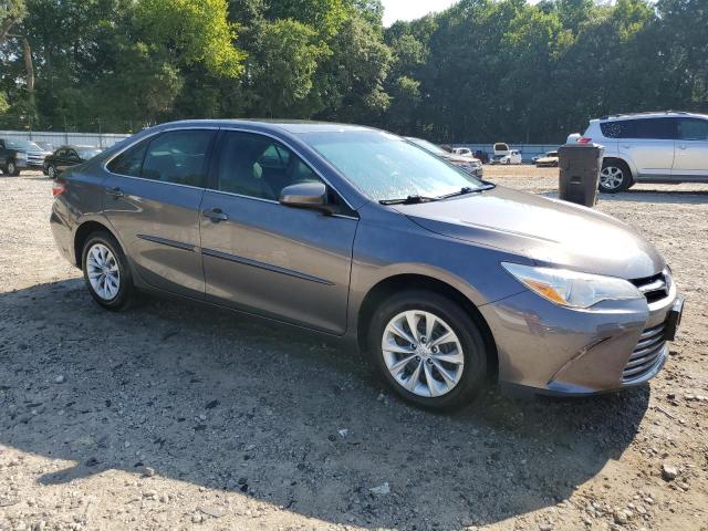  TOYOTA CAMRY 2017 Серый