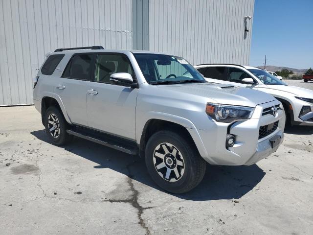  TOYOTA 4RUNNER 2024 Srebrny