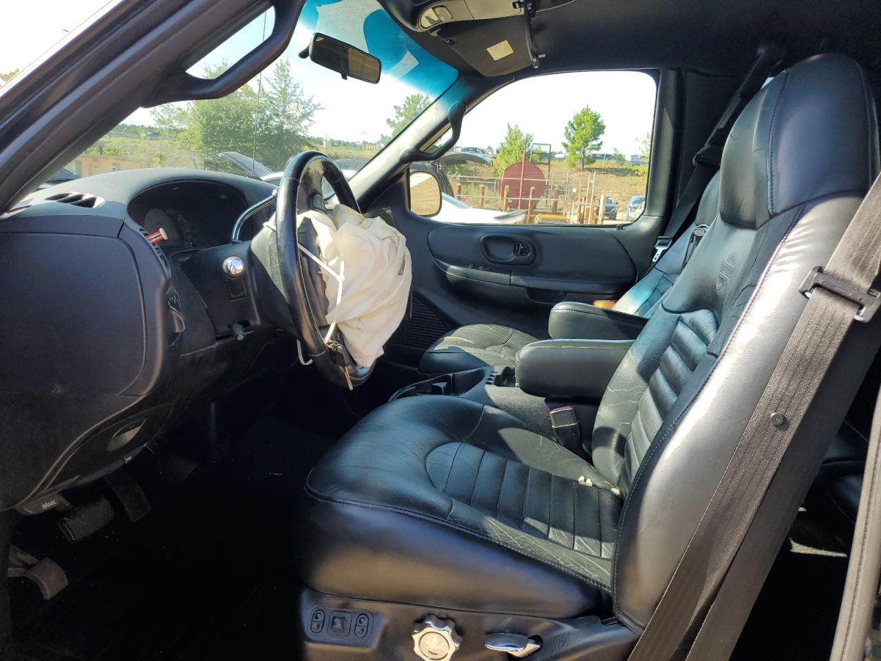 2000 Ford F150 VIN: 2FTRX07L7YCA97835 Lot: 65135825