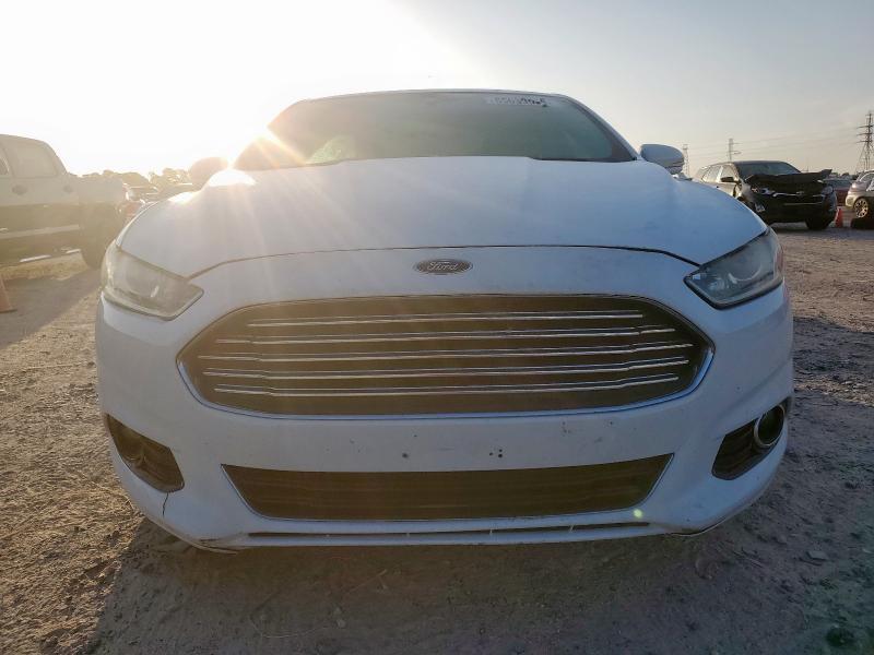  FORD FUSION 2016 Белы