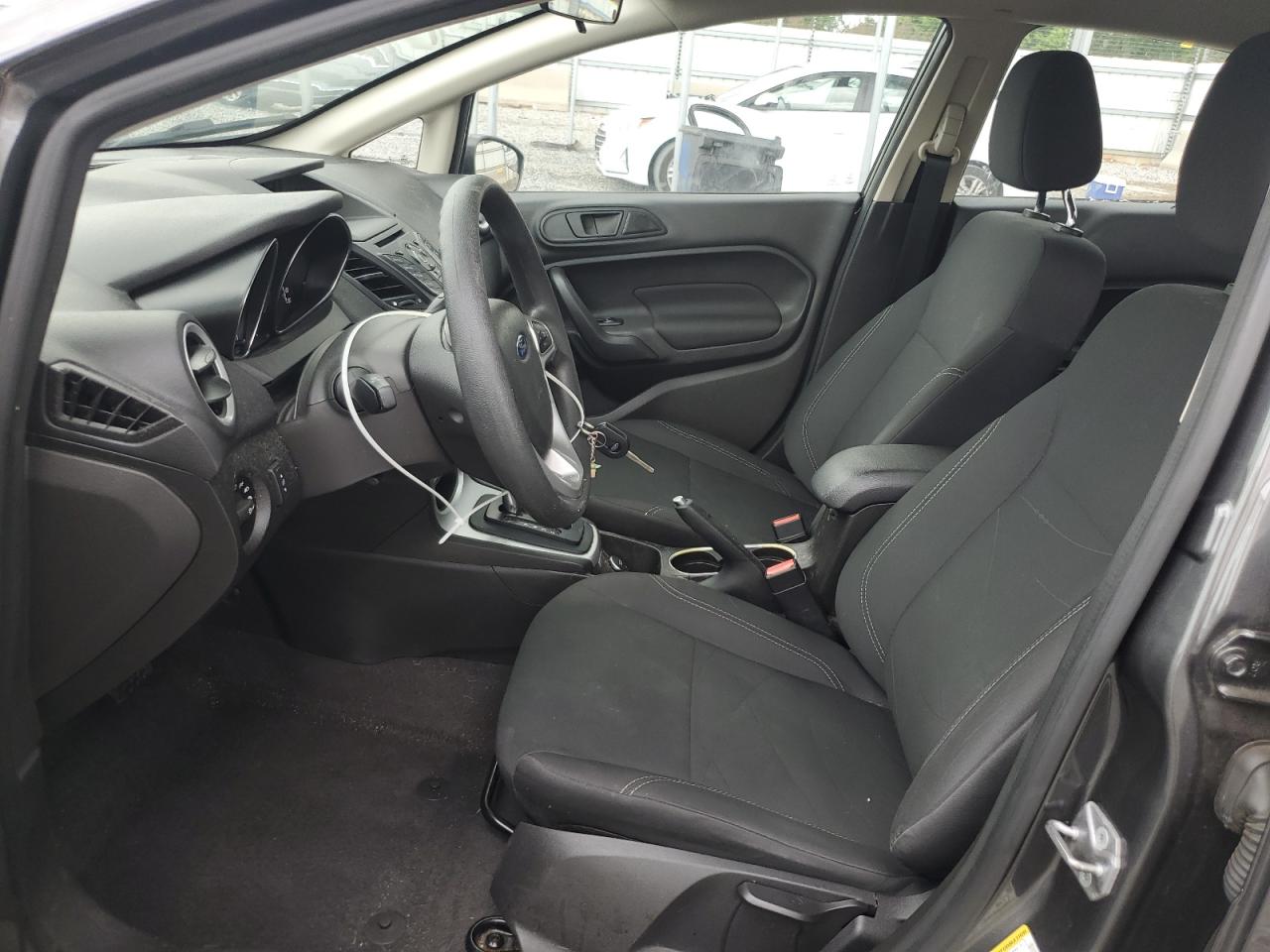 3FADP4BJ3KM151253 2019 Ford Fiesta Se