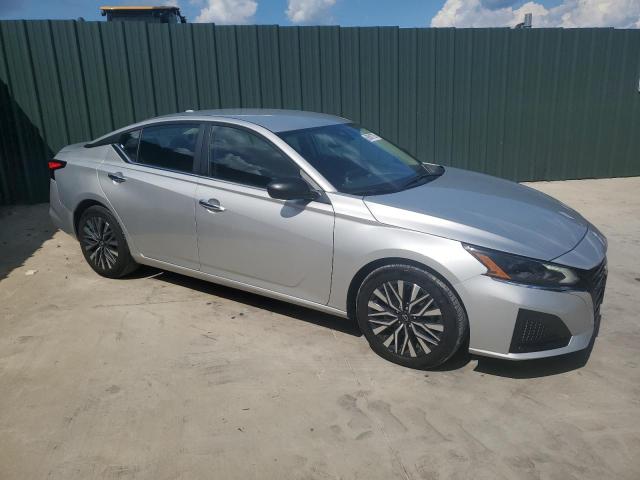  NISSAN ALTIMA 2024 Srebrny