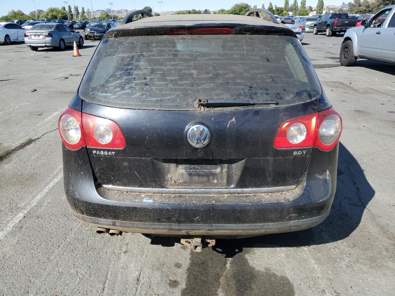 2007 Volkswagen Passat 2.0T Wagon Value VIN: WVWLK73C47E038124 Lot: 63509025