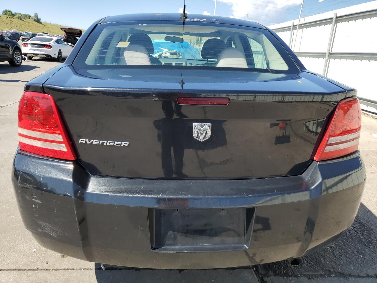 2008 Dodge Avenger Se VIN: 1B3LC46K38N114112 Lot: 63421005