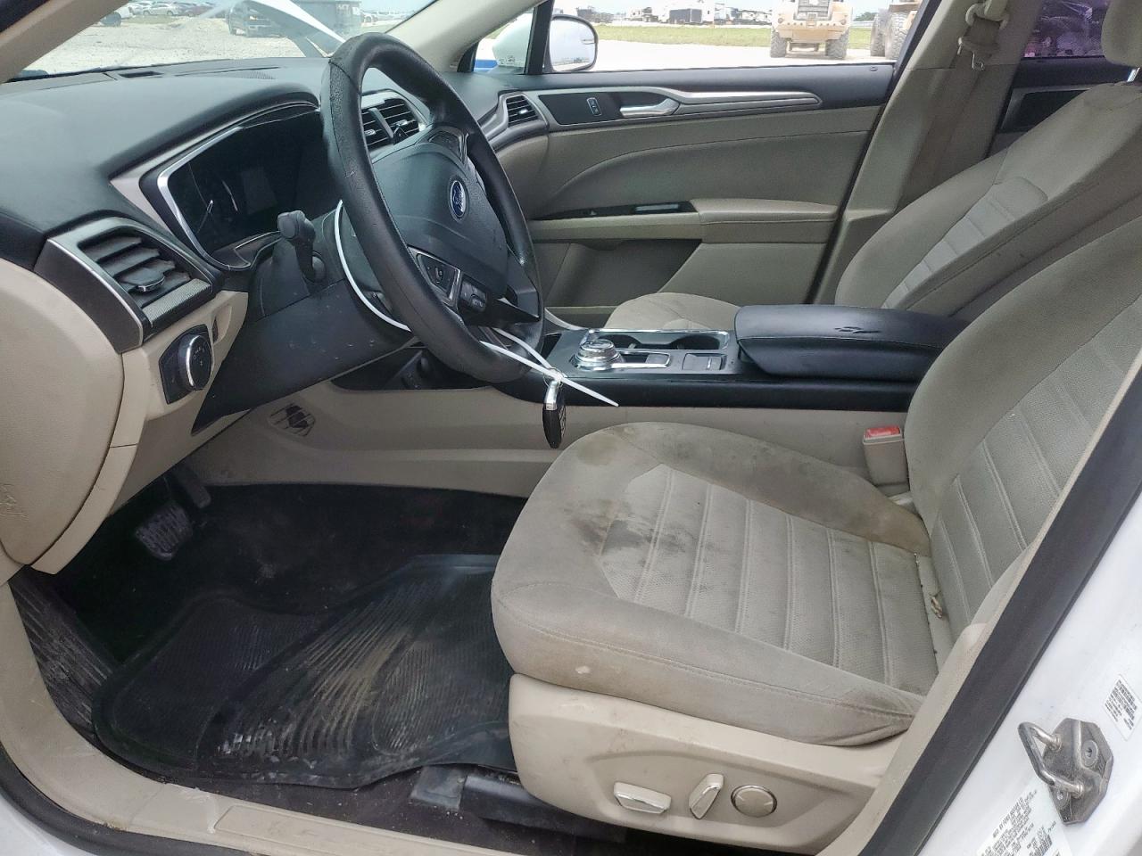 2017 Ford Fusion Se VIN: 3FA6P0HDXHR216193 Lot: 64612635