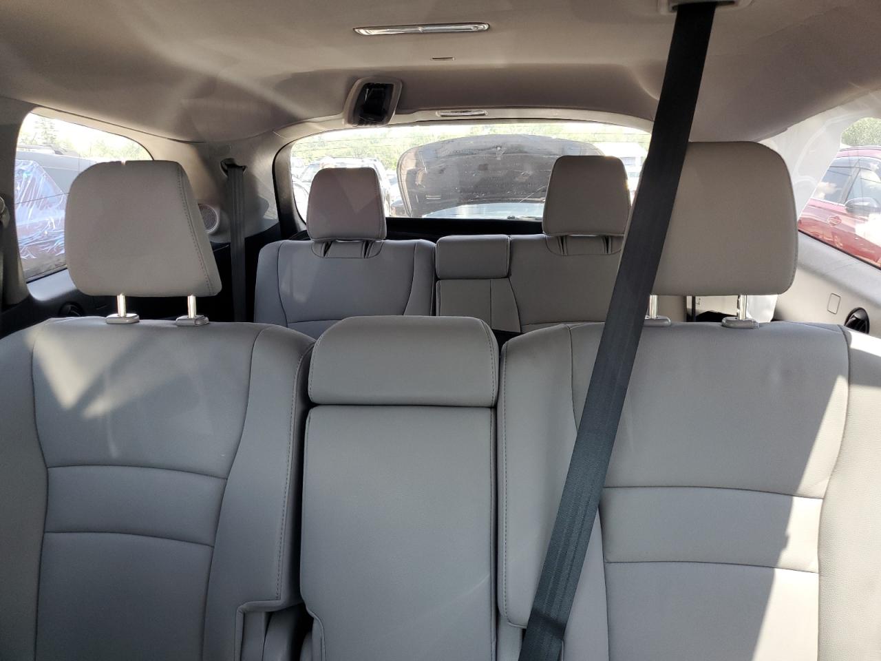 2018 Honda Pilot Touring VIN: 5FNYF6H92JB001774 Lot: 64494225