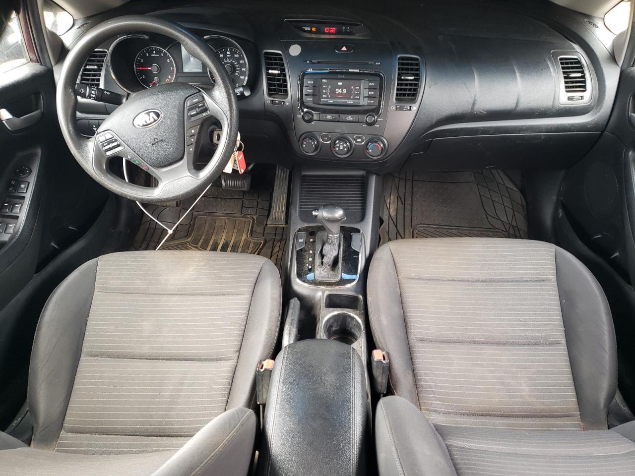 2017 Kia Forte Lx VIN: 3KPFL4A72HE007393 Lot: 64751185