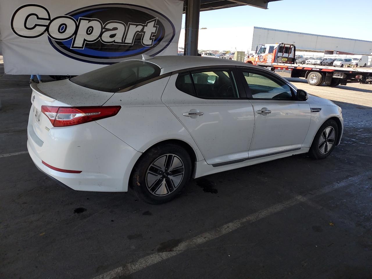 2011 Kia Optima Hybrid VIN: KNAGM4AD7B5006313 Lot: 66740845