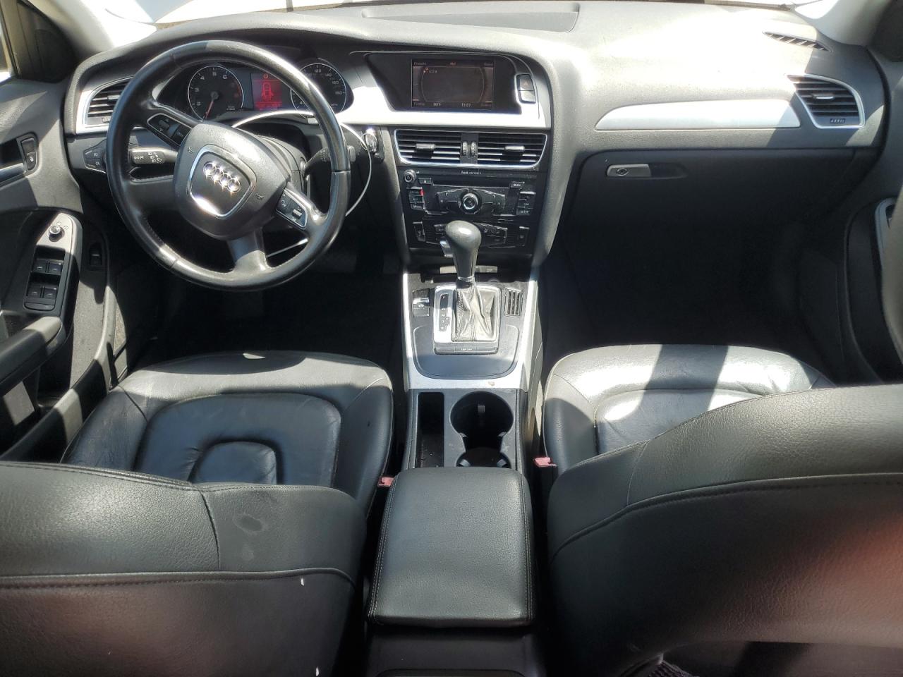 2010 Audi A4 Premium VIN: WAUAFAFL6AN020586 Lot: 65749875