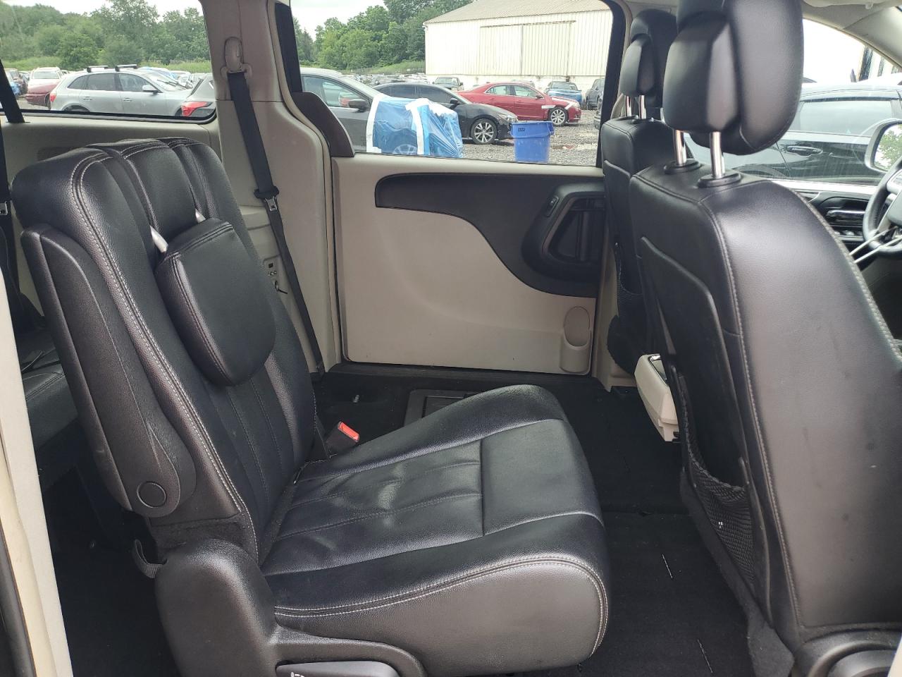 2015 Chrysler Town & Country Touring VIN: 2C4RC1BGXFR565286 Lot: 64426755