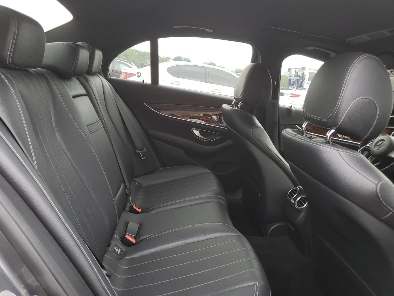 2017 Mercedes-Benz E 300 4Matic VIN: WDDZF4KB2HA089917 Lot: 65048925