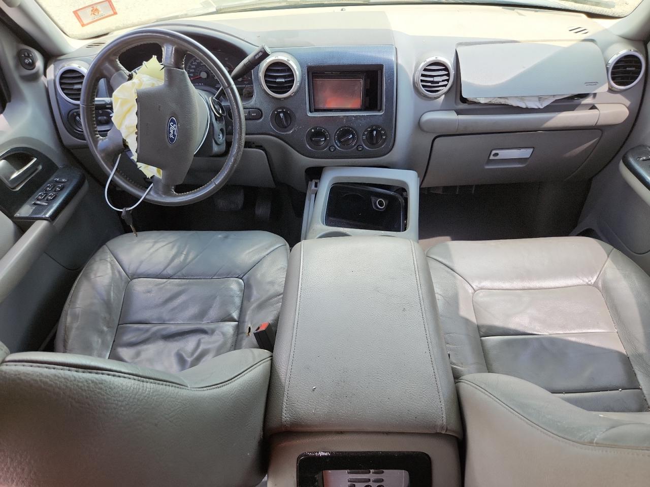 2004 Ford Expedition Xlt VIN: 1FMPU16L54LA48149 Lot: 62563685