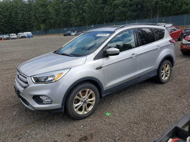  FORD ESCAPE 2018 Srebrny