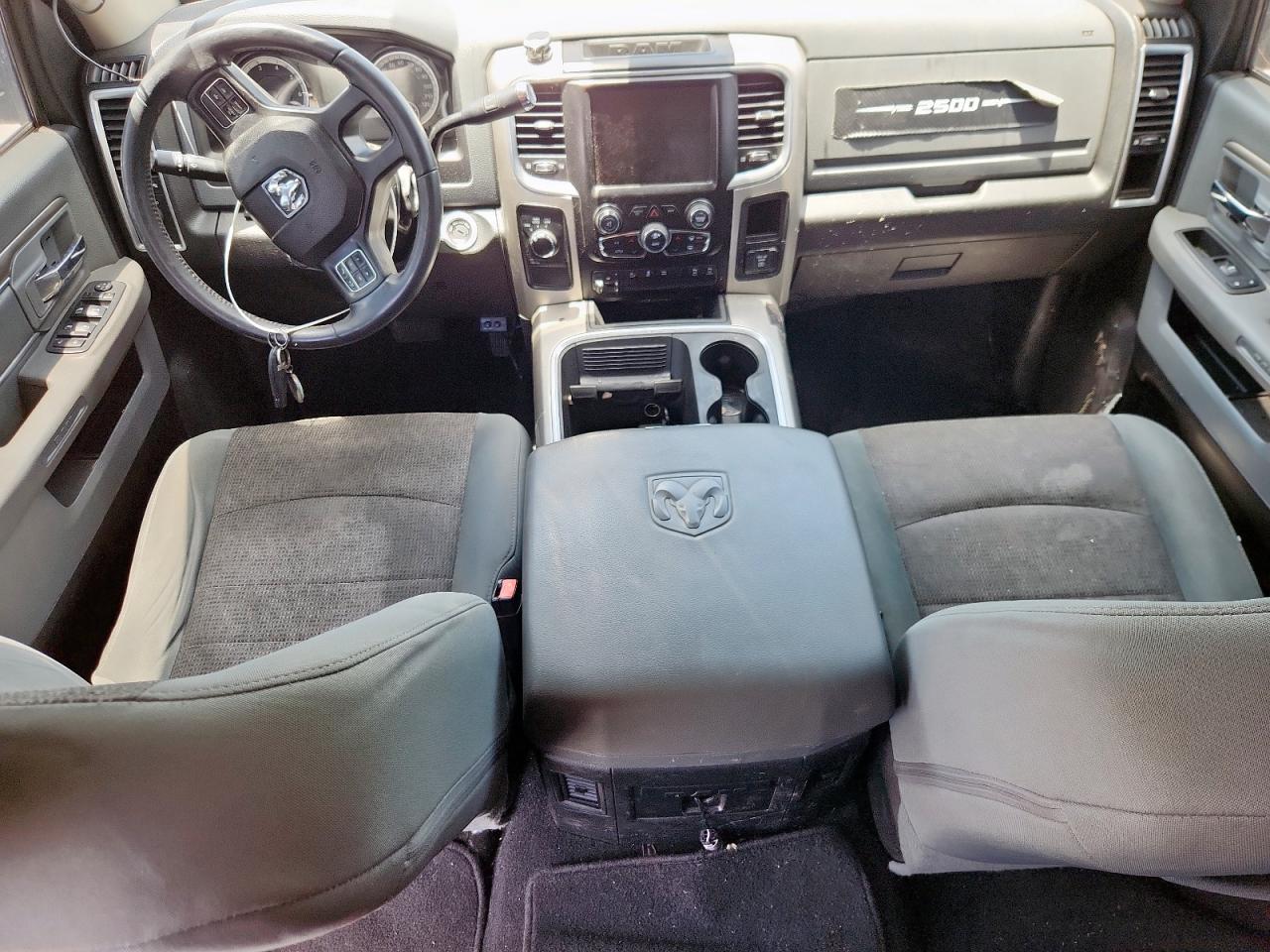 2017 Ram 2500 Slt VIN: 3C6UR5MJ6HG678838 Lot: 64130975