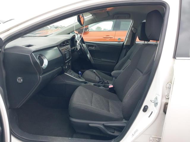 2013 TOYOTA AURIS ICON