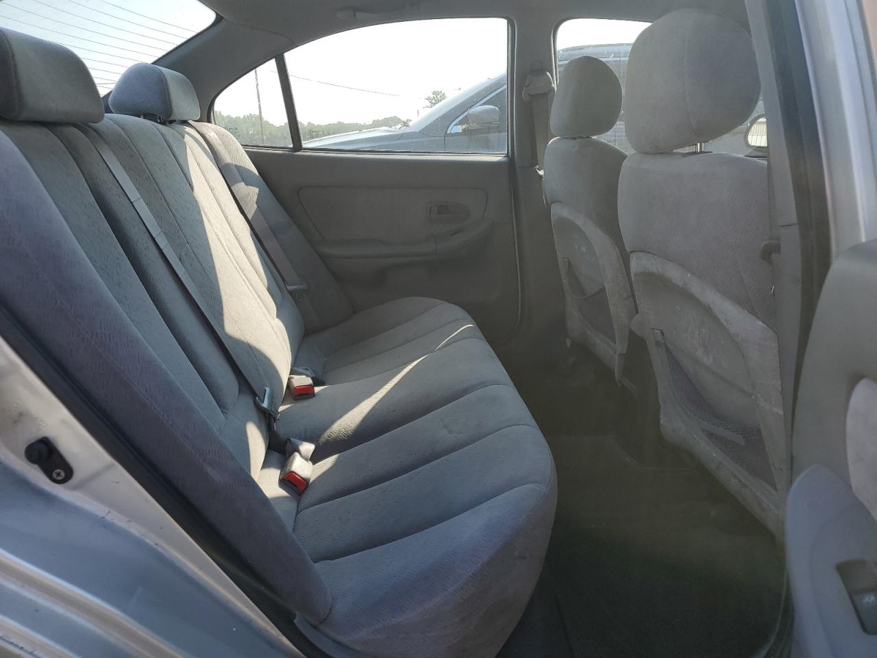 kmhdn46d24u770957 KMHDN46D24U770957 2004 Hyundai Elantra Gls