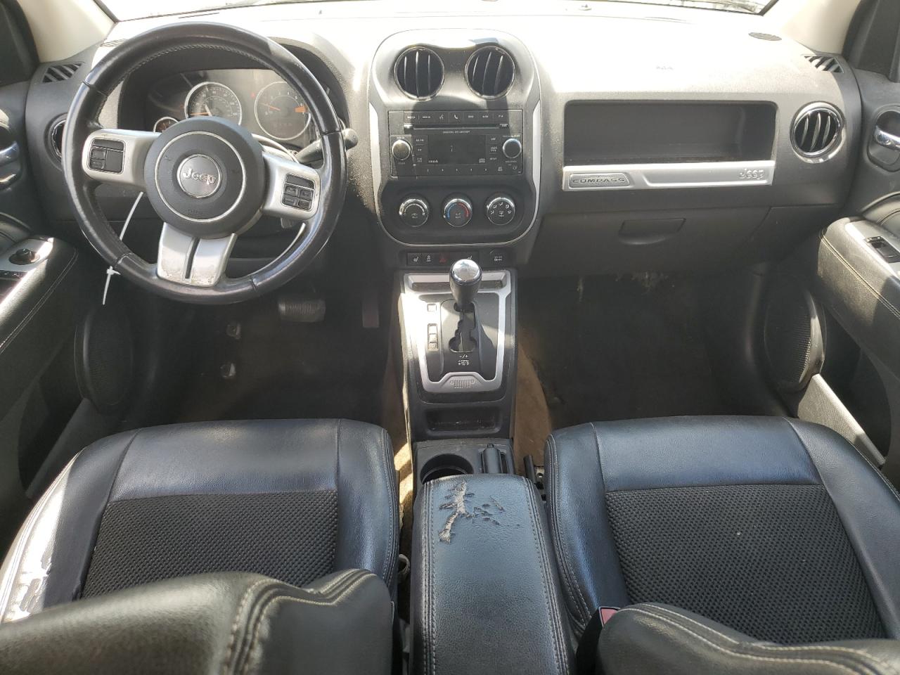 2017 Jeep Compass Latitude VIN: 1C4NJCEA0HD117085 Lot: 64898145