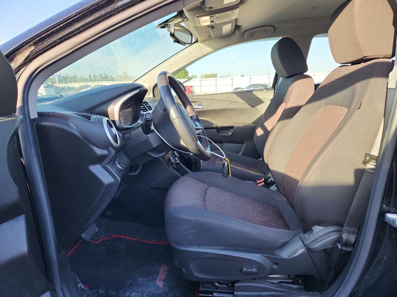 2020 Chevrolet Sonic Lt VIN: 1G1JD6SB6L4110616 Lot: 62680225