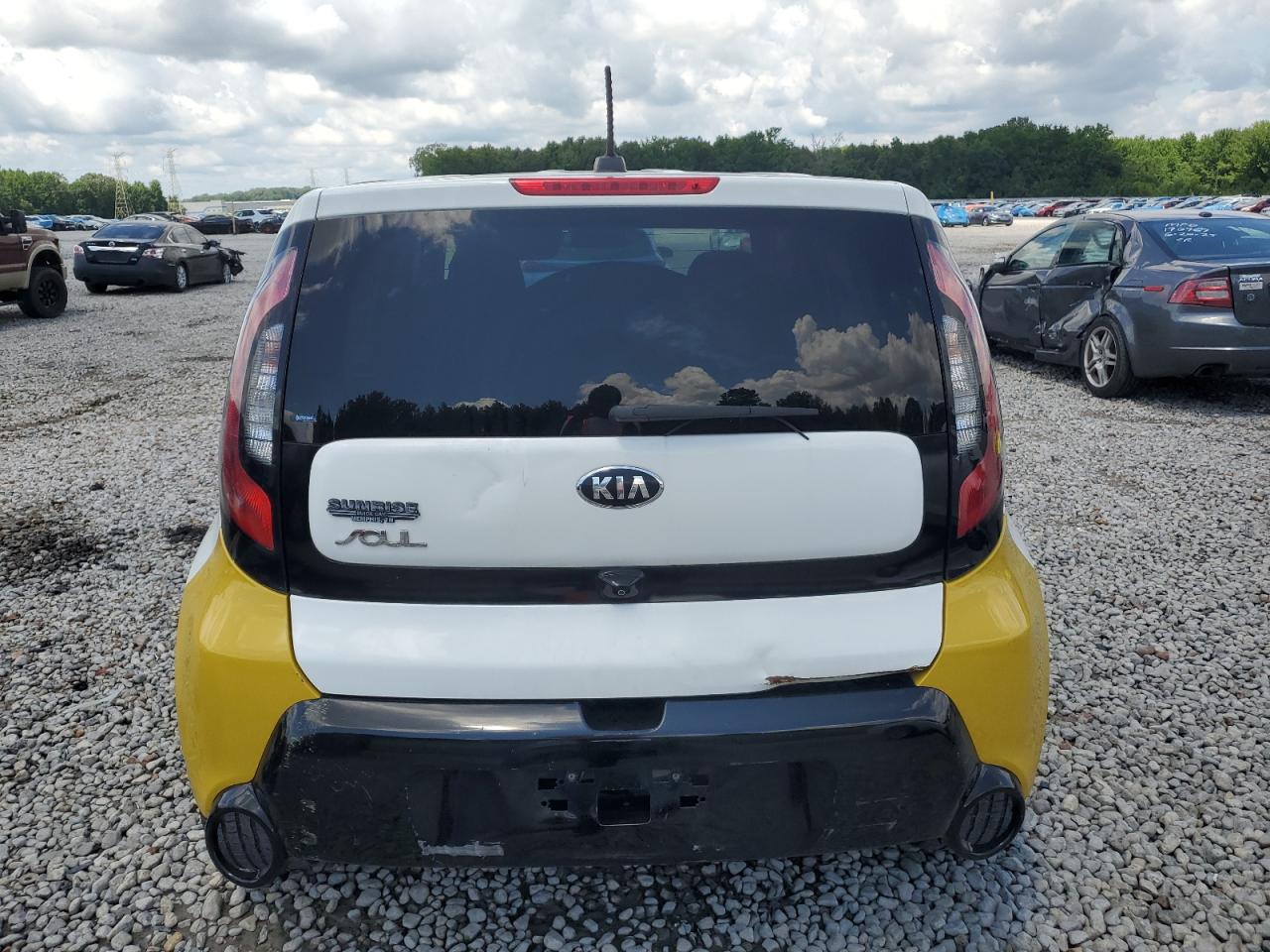 2017 Kia Soul + VIN: KNDJP3A51H7410210 Lot: 62531565