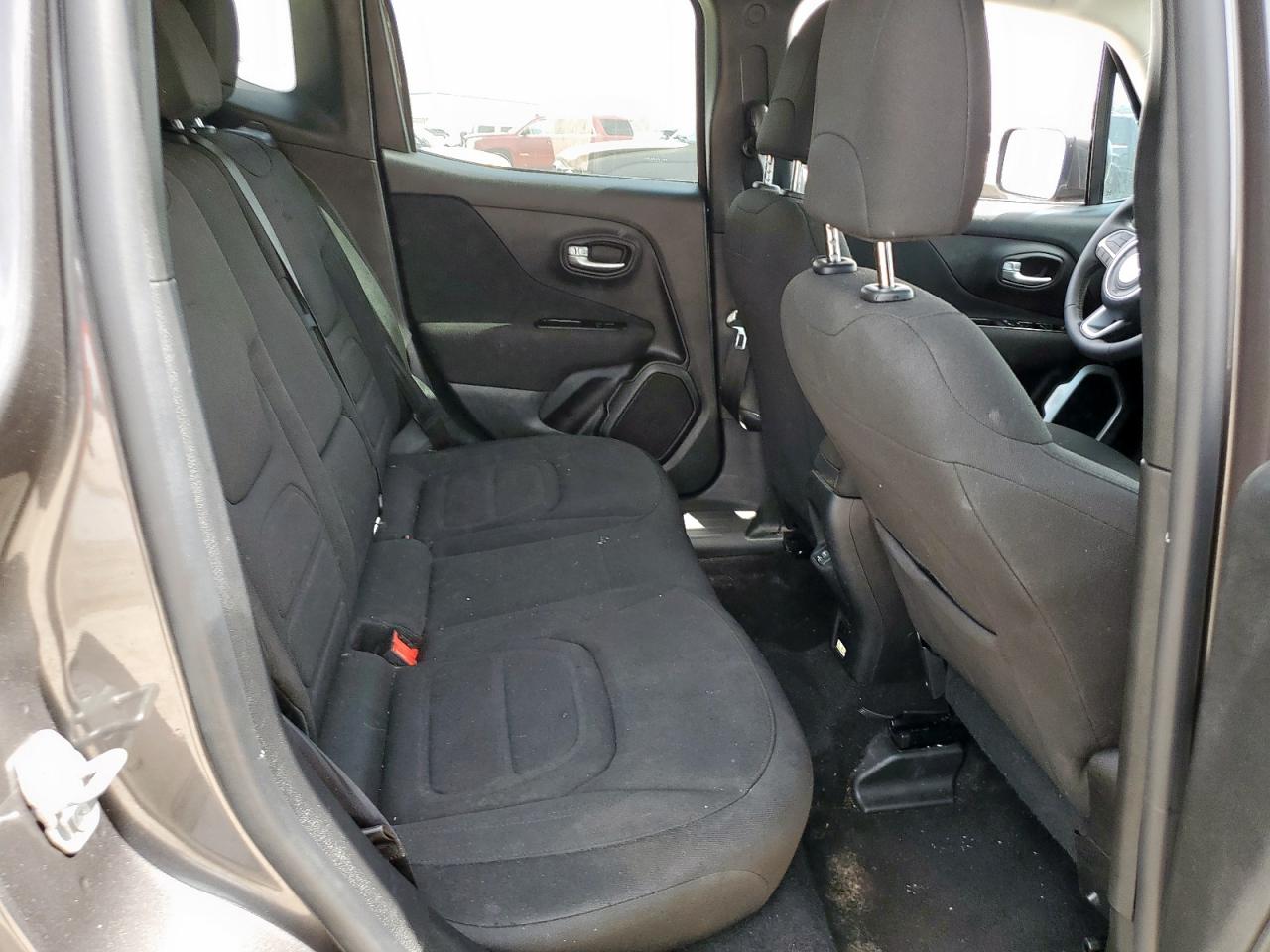 2020 Jeep Renegade Latitude VIN: ZACNJABB2LPL43122 Lot: 63582195