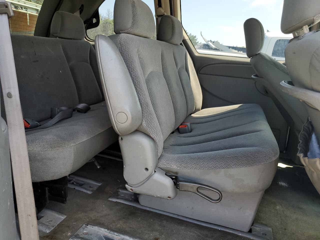 2005 Chrysler Town & Country VIN: 1C4GP45R35B308140 Lot: 64807475