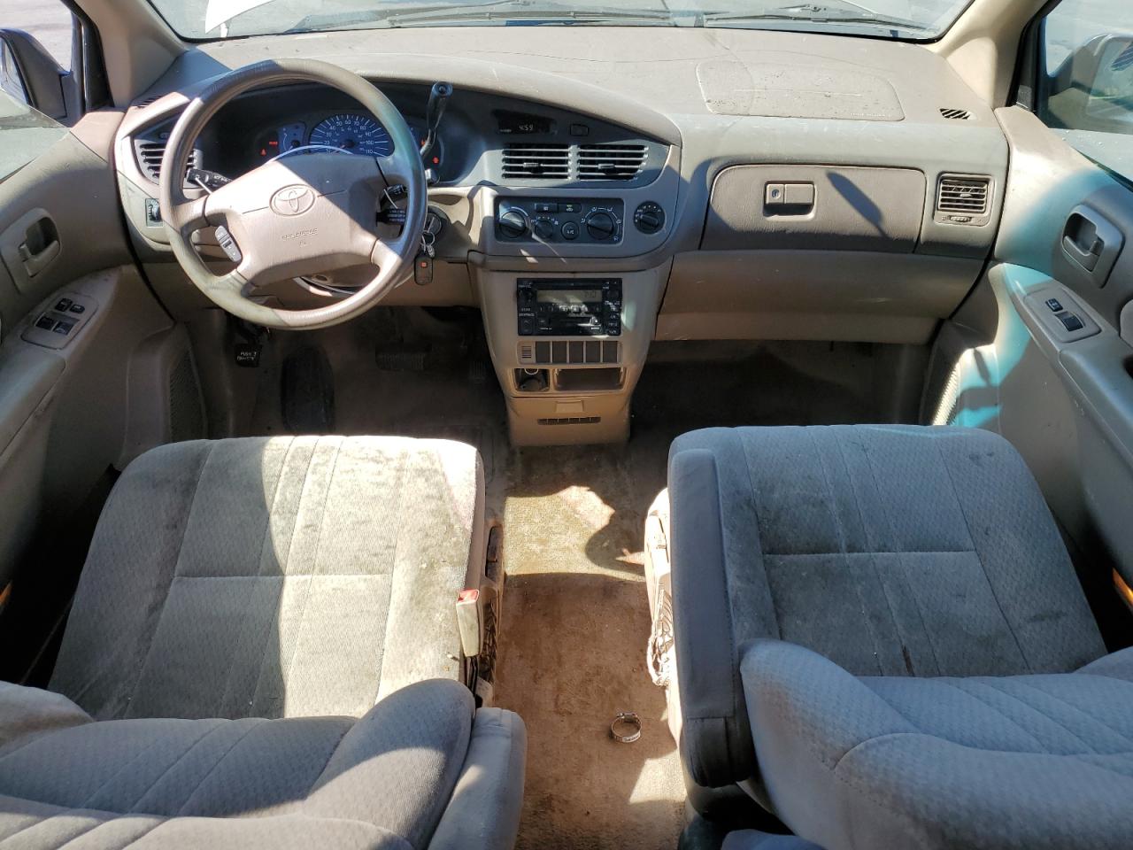 2002 Toyota Sienna Ce VIN: 4T3ZF19C32U487945 Lot: 64080805