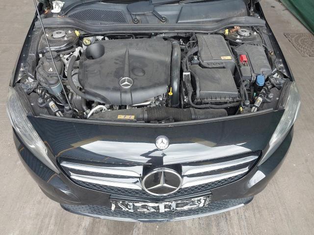 2014 MERCEDES BENZ A200 SPORT