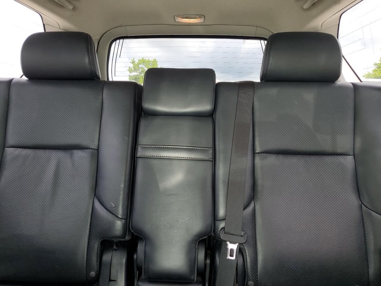 2011 Lexus Gx 460 VIN: JTJBM7FX3B5032812 Lot: 62561255