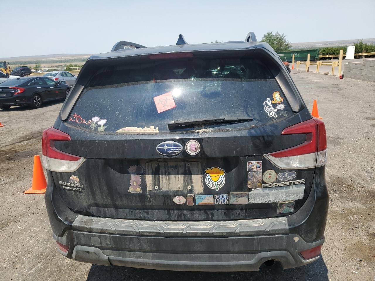 2021 Subaru Forester Premium VIN: JF2SKAJC2MH400488 Lot: 64453585