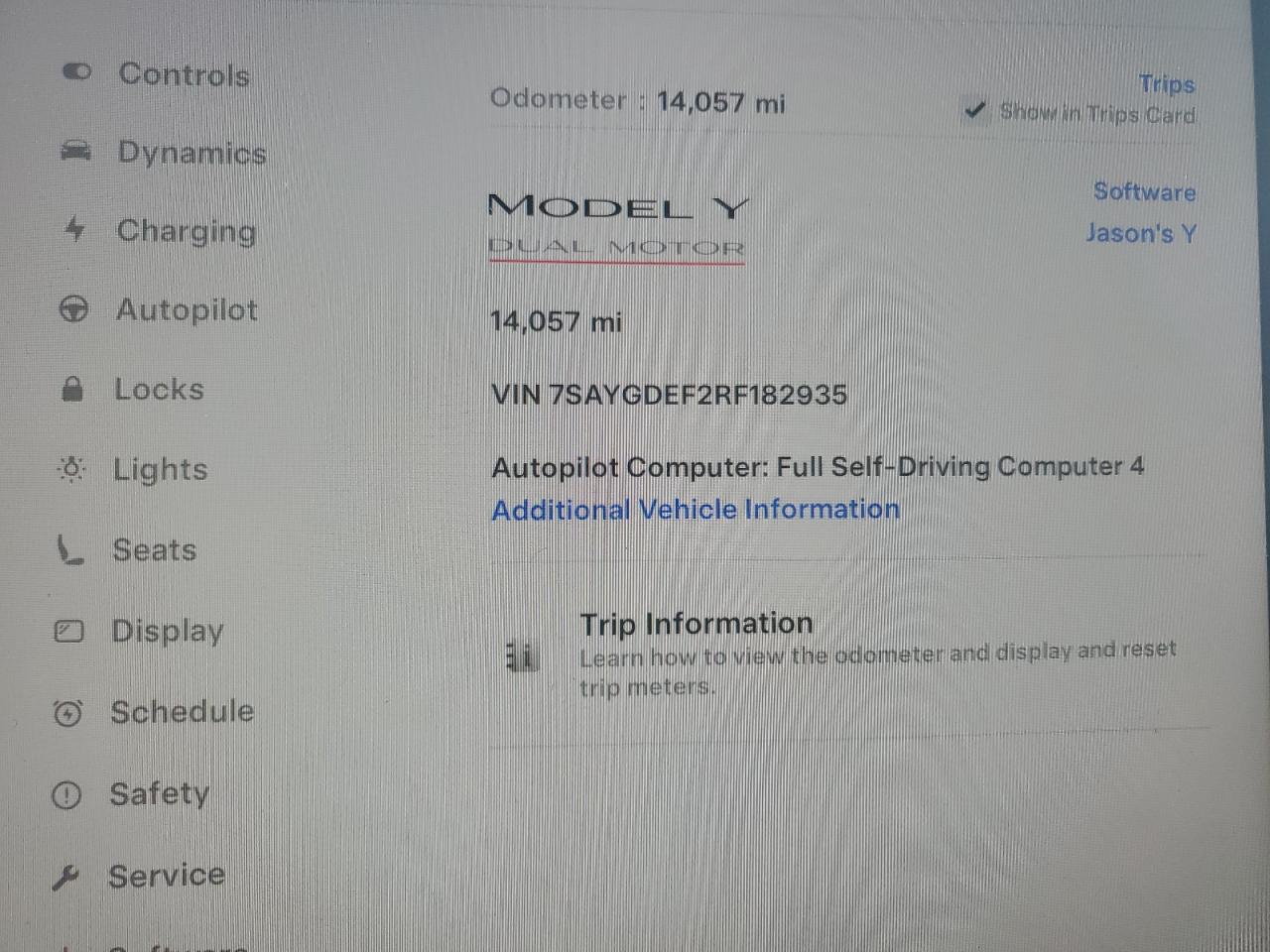 2024 Tesla Model Y VIN: 7SAYGDEF2RF182935 Lot: 65458995