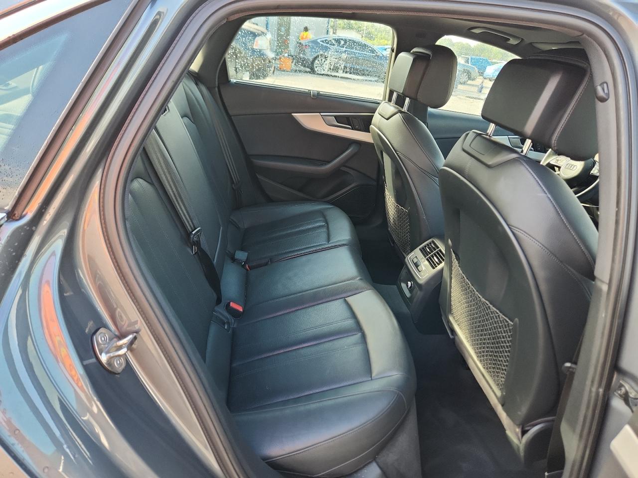 2017 Audi A4 Prestige VIN: WAUFNAF48HN038244 Lot: 63297065