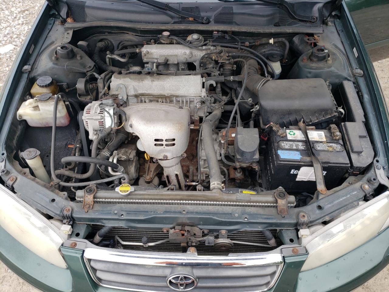 2000 Toyota Camry Ce VIN: 4T1BG22K5YU979738 Lot: 65011945
