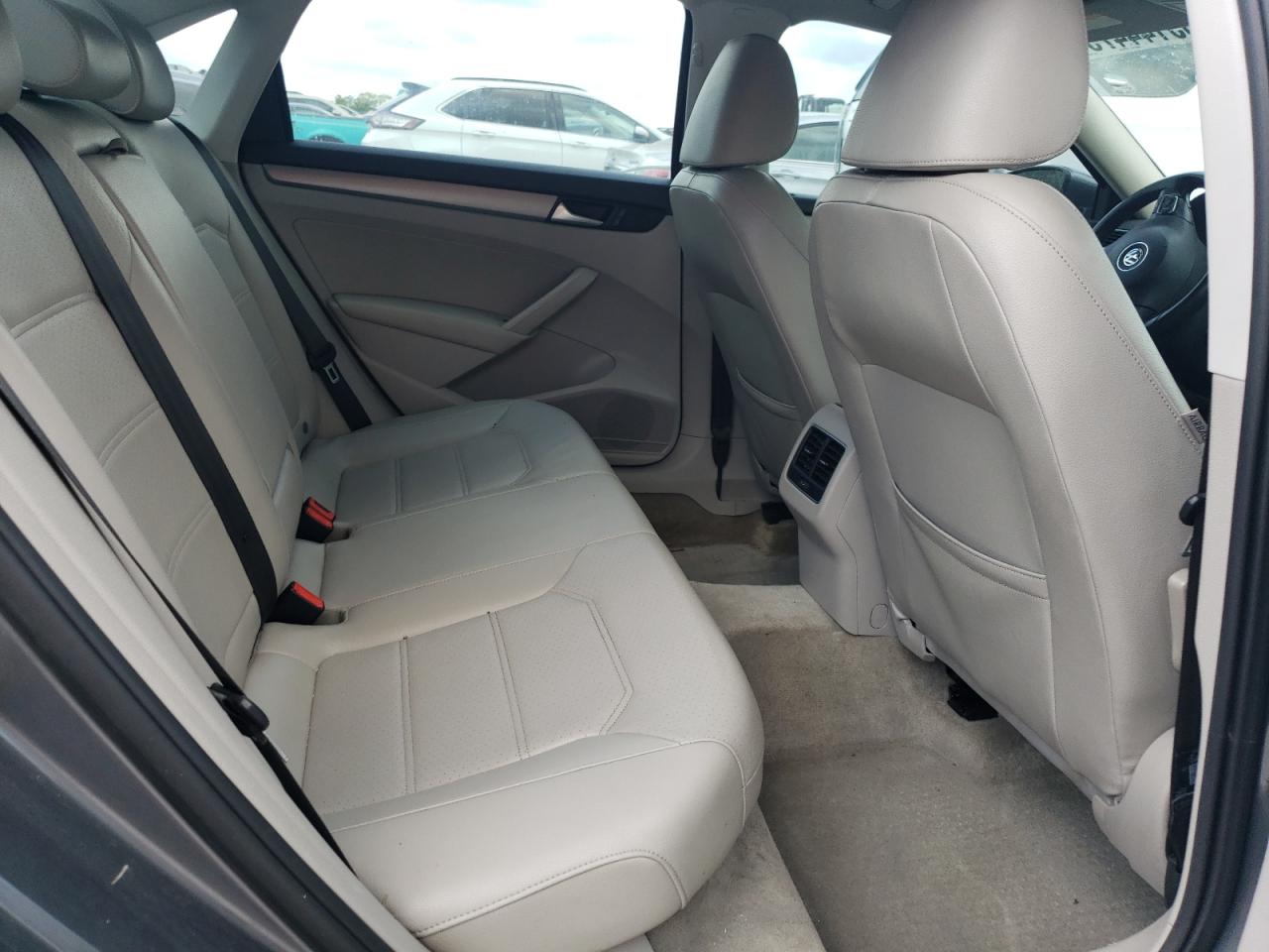 2015 Volkswagen Passat Se VIN: 1VWBV7A32FC083480 Lot: 65144475