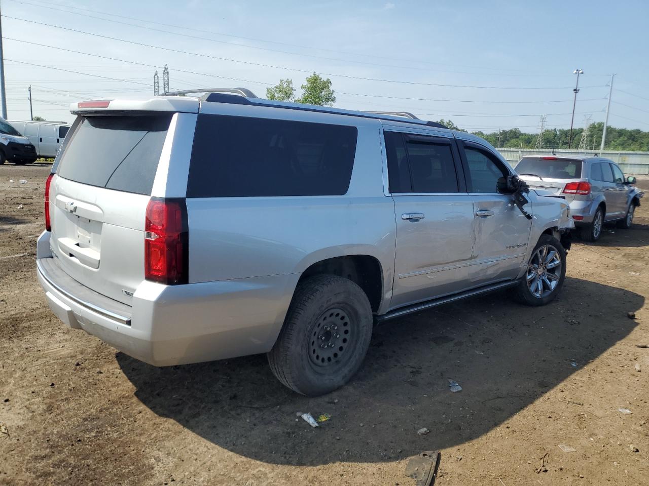 1gnskjkc5jr298422 1GNSKJKC5JR298422 2018 Chevrolet Suburban K1500 Premier