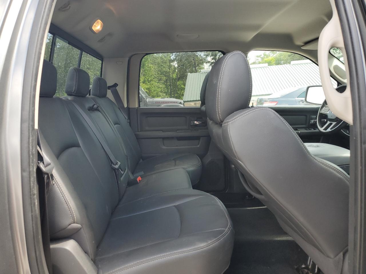 2010 Dodge Ram 1500 VIN: 1D7RV1CT7AS165883 Lot: 62870885