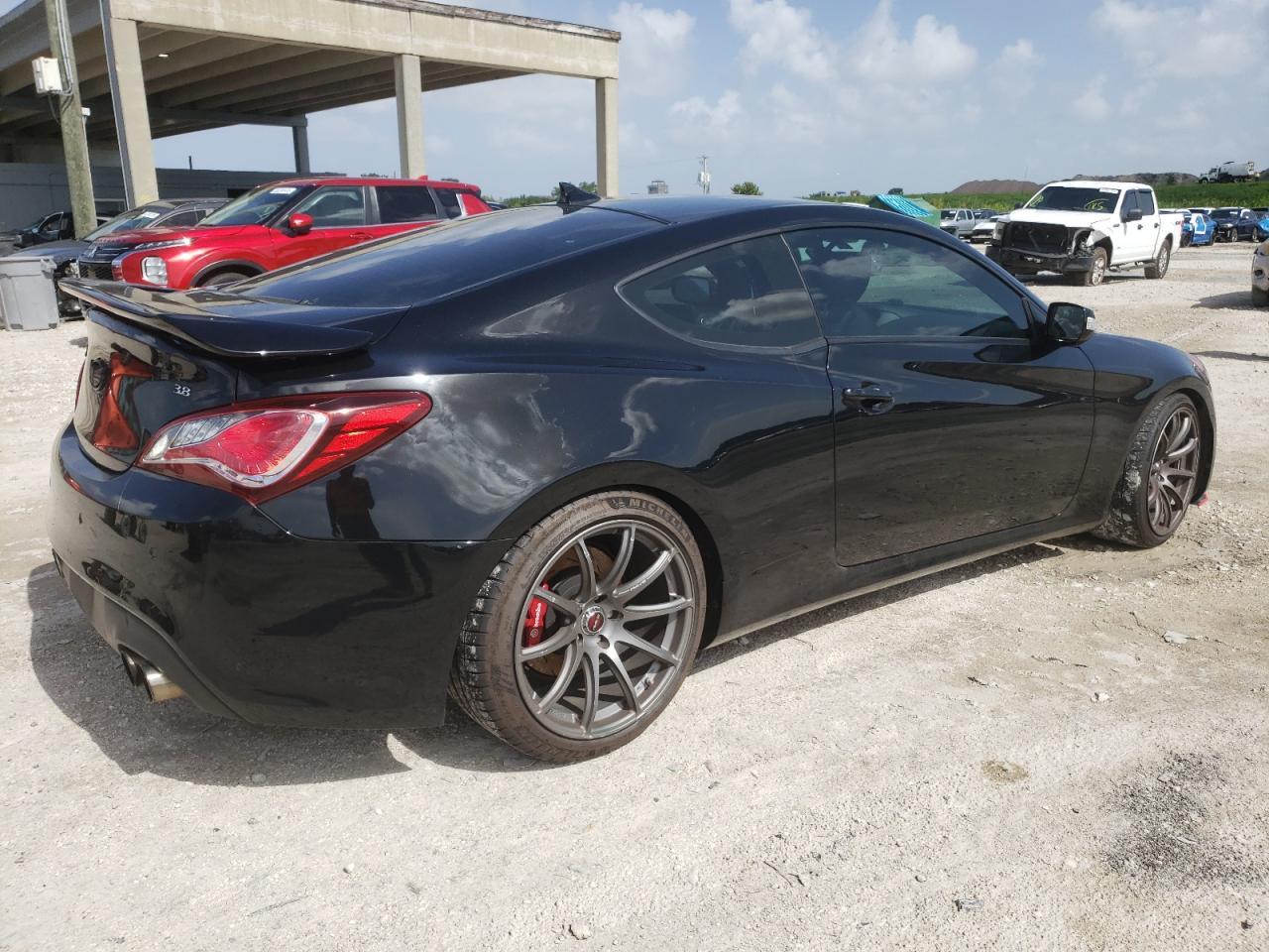 2015 Hyundai Genesis Coupe 3.8L VIN: KMHHU6KJ9FU126368 Lot: 66292135
