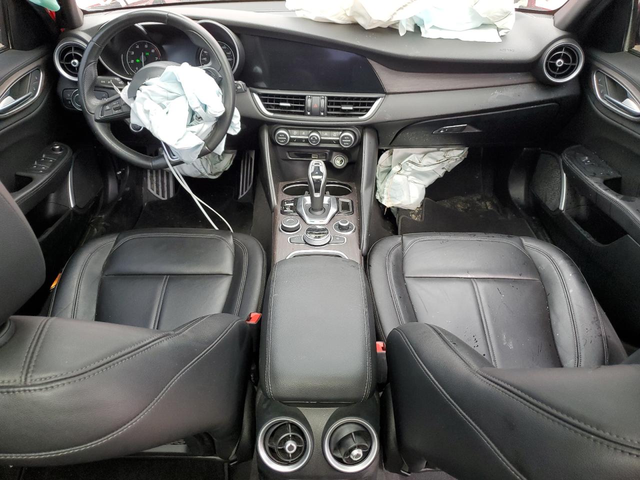 2022 Alfa Romeo Giulia Super VIN: ZARFANBNXN7652996 Lot: 66379945