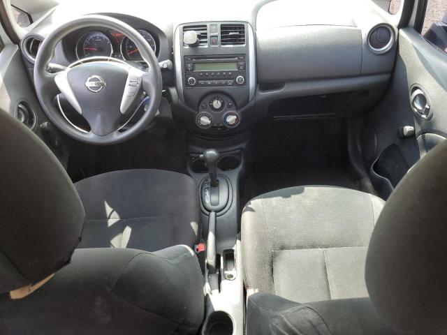  NISSAN VERSA 2014 Srebrny