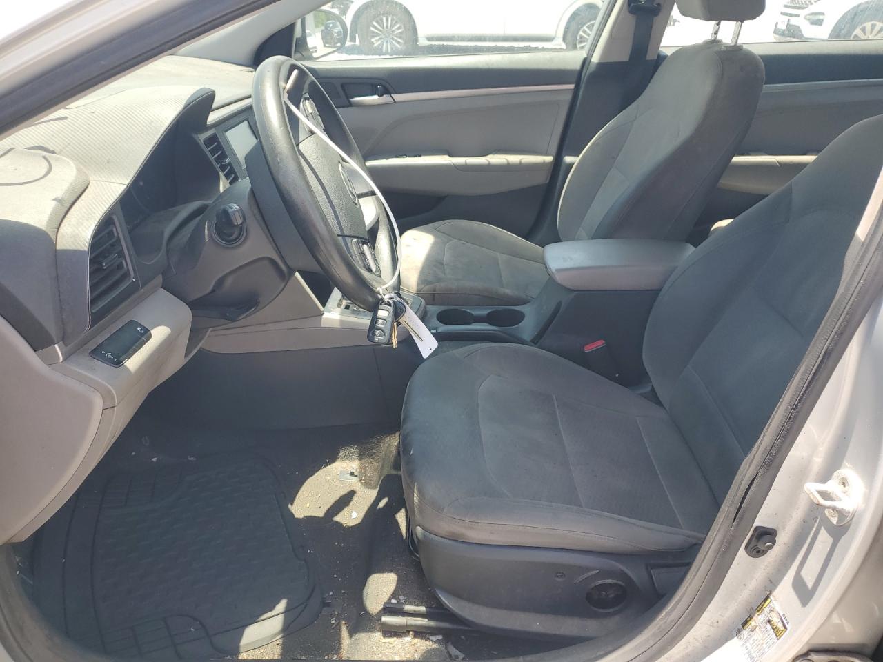 2019 Hyundai Elantra Se VIN: 5NPD74LF0KH483113 Lot: 64506395