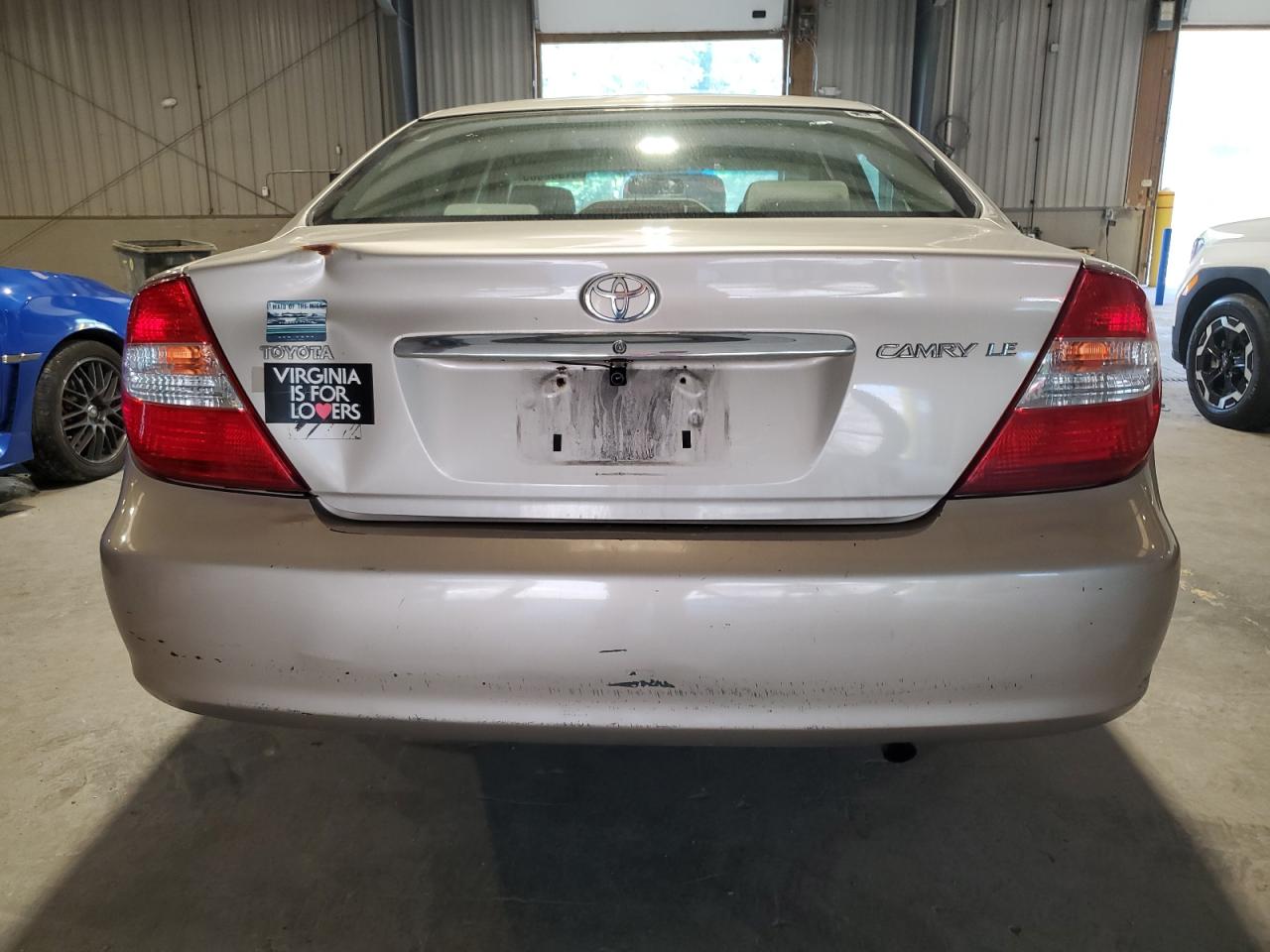 2004 Toyota Camry Le VIN: 4T1BE30K24U916475 Lot: 61362385