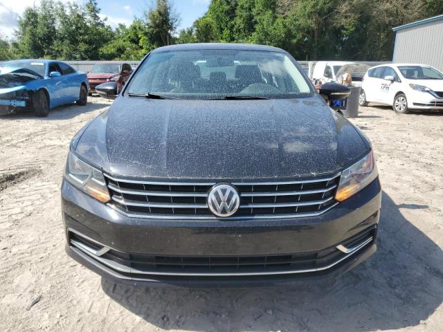  VOLKSWAGEN PASSAT 2017 Black