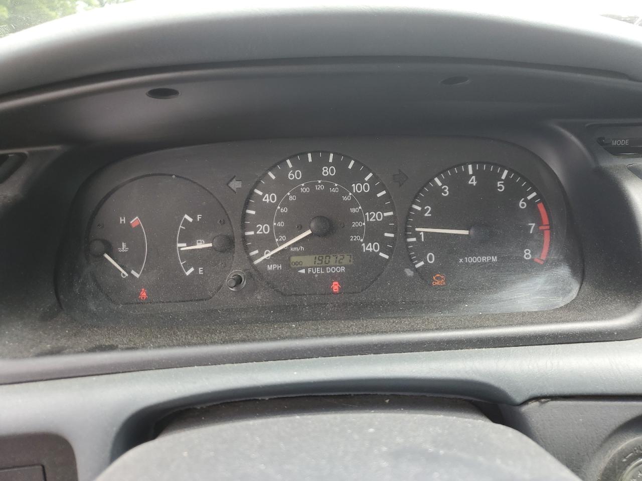 2000 Toyota Camry Ce VIN: 4T1BG22K9YU689261 Lot: 64509445