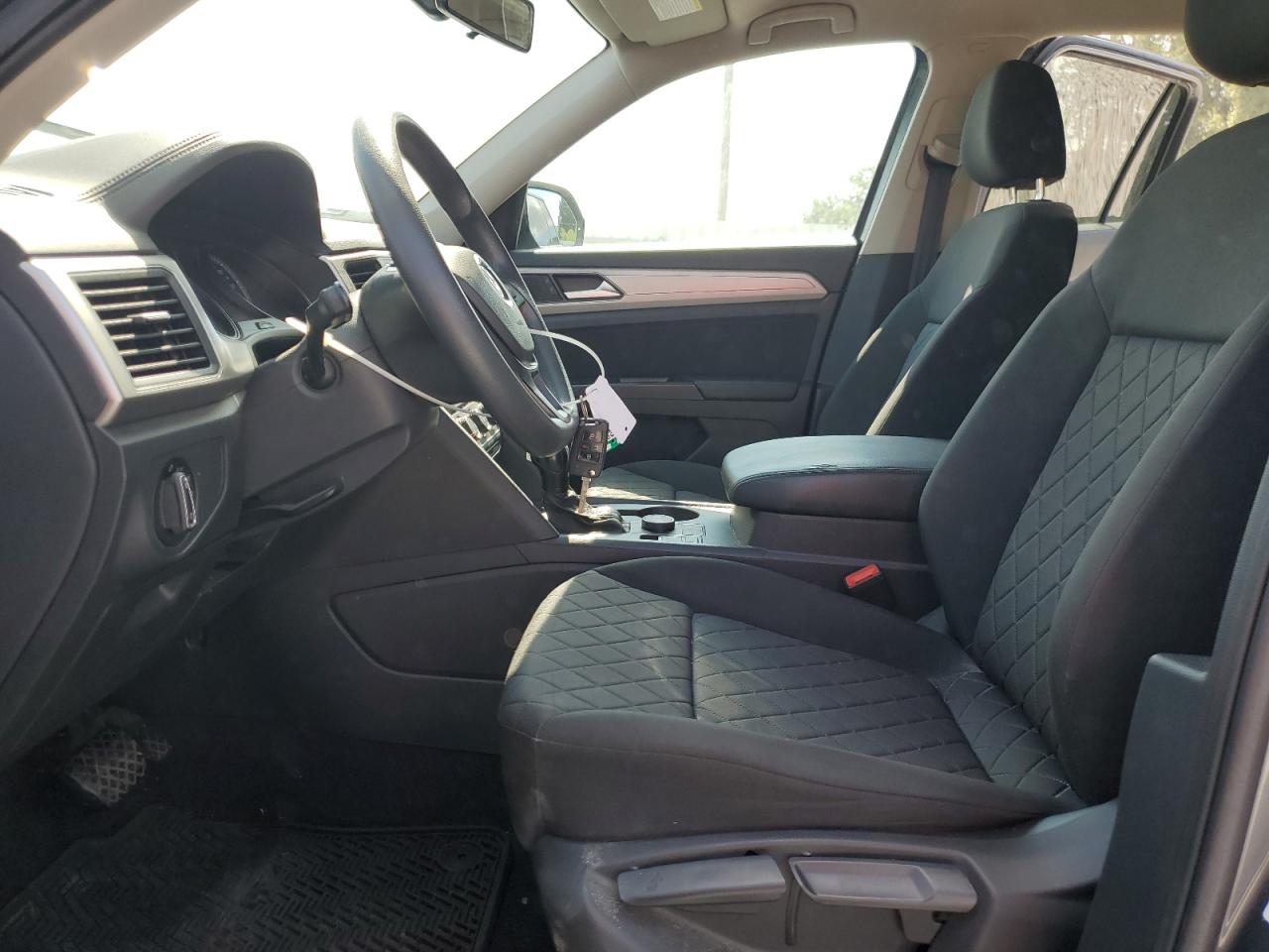 2019 Volkswagen Atlas S VIN: 1V2GR2CA4KC529407 Lot: 63197105