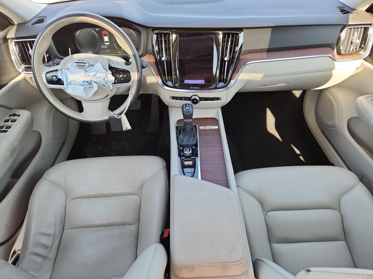 2021 Volvo S60 T5 Momentum VIN: 7JR102FK8MG096290 Lot: 62487195