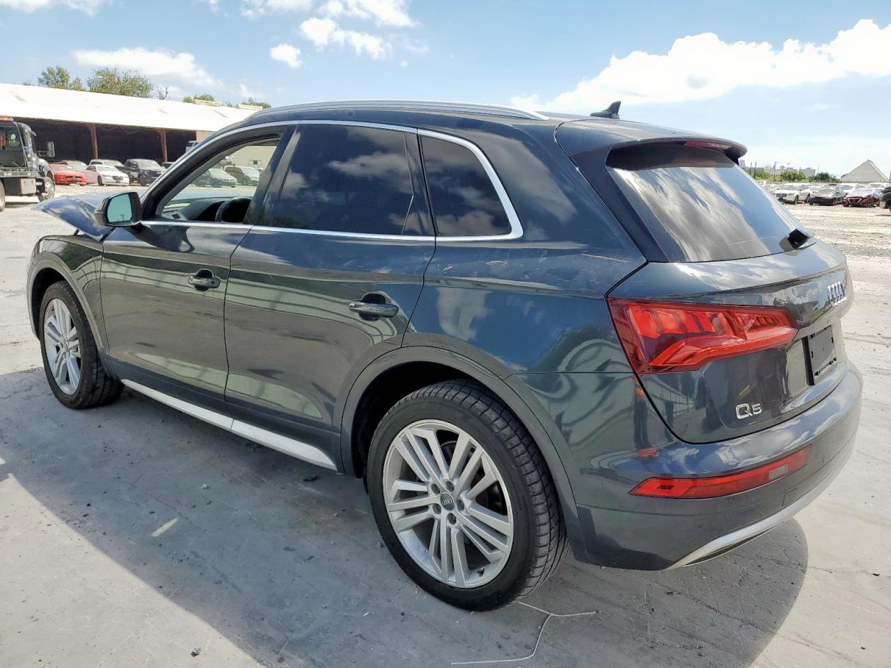 wa1bnafy9j2011379 WA1BNAFY9J2011379 2018 Audi Q5 Premium Plus