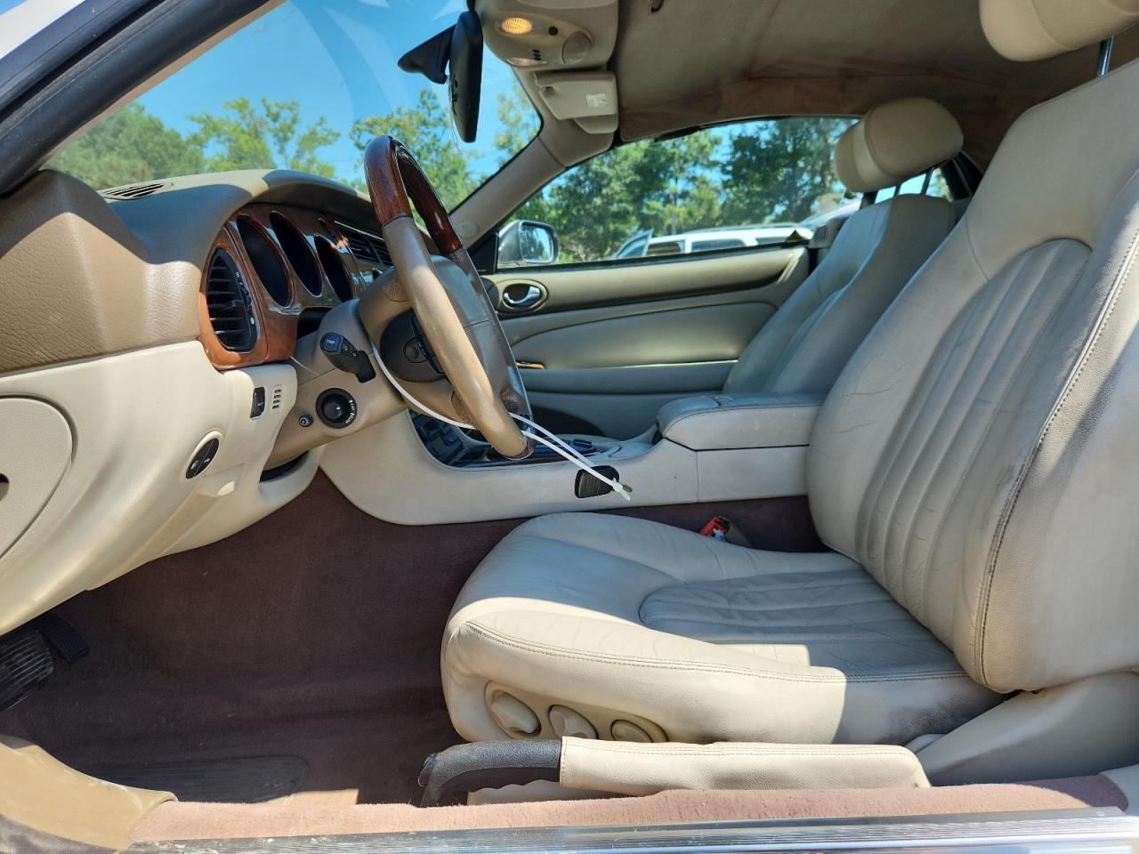 sajda42c51na15664 SAJDA42C51NA15664 2001 Jaguar Xk8