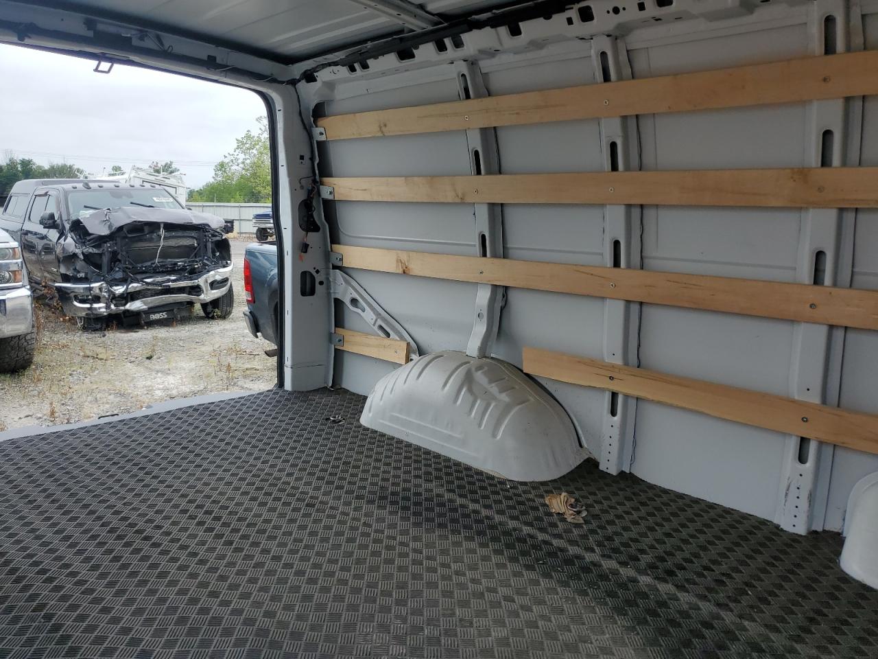 2024 Chevrolet Express G2500 VIN: 1GCWGAFP7R1272486 Lot: 64593805