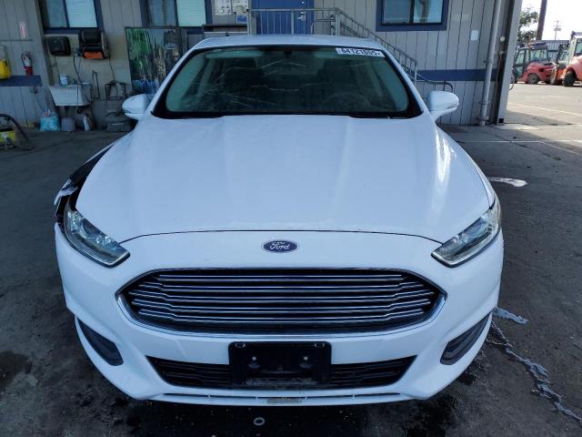  FORD FUSION 2016 Белы