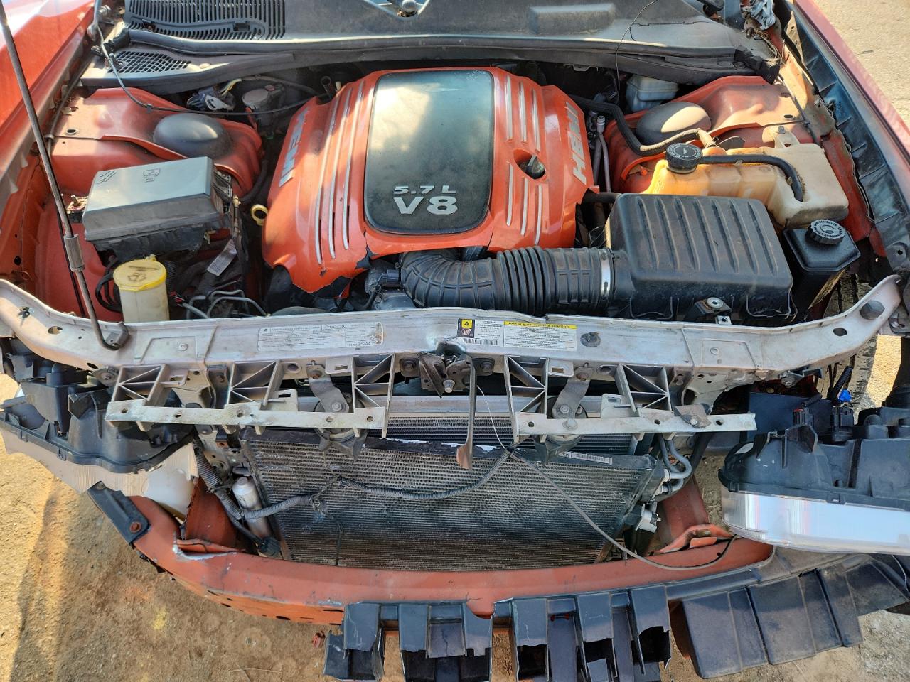 2009 Dodge Challenger R/T VIN: 2B3LJ54T69H511055 Lot: 63648435
